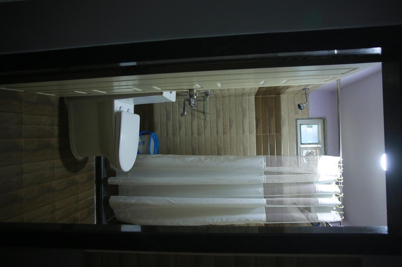 Lokis Forest Inn Hyderabad Esterno foto